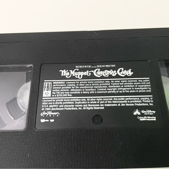 The Muppet Christmas Carol VHS - Picture 16 of 16